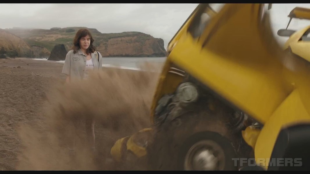 New Bumblebee Movie Trailer HD Screencap Gallery 044 (44 of 176)